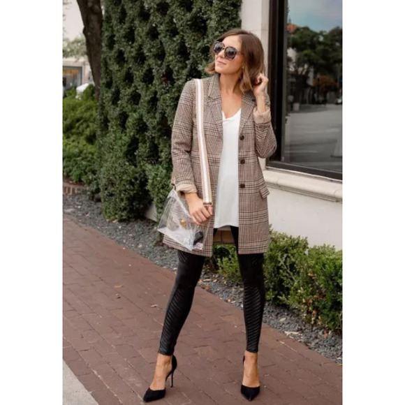 SPANX NWT Faux Leather Moto Leggings in Very Black // XS - Picture 2 of 14